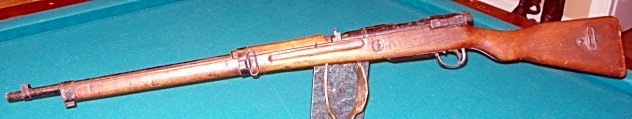 WWII Japanese Rifle (Left Side).jpg
